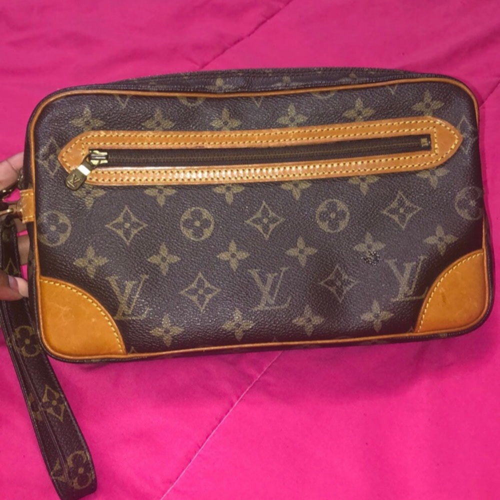 Louis Vuitton clutch
